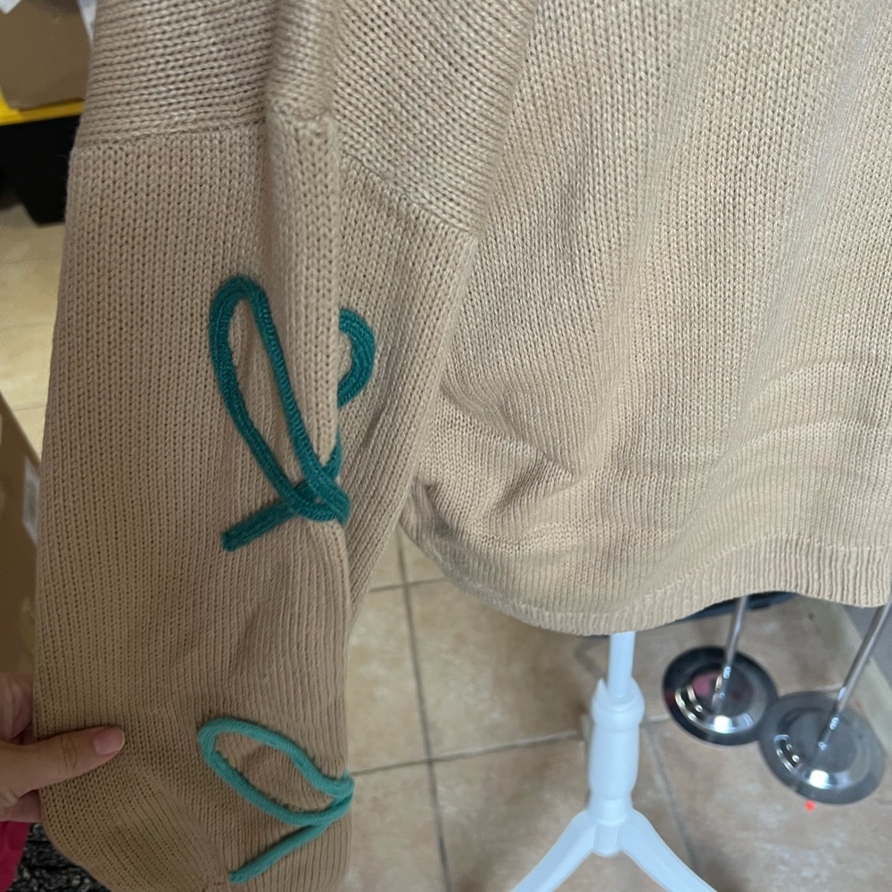 Chic Tan Cardigan with Colorful Bow Details - Picture 6 of 7